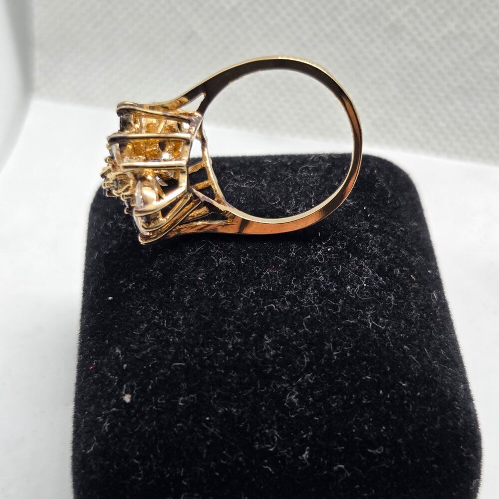 ring - Picture 5 of 7